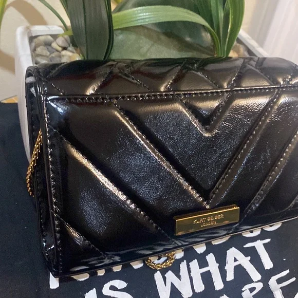 Kurt Geiger extra mini Shiny Kensington crossbody bag - Picture 10 of 14